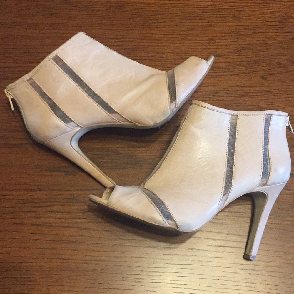 Sexy Jessica Simpson Open Toe Bootie